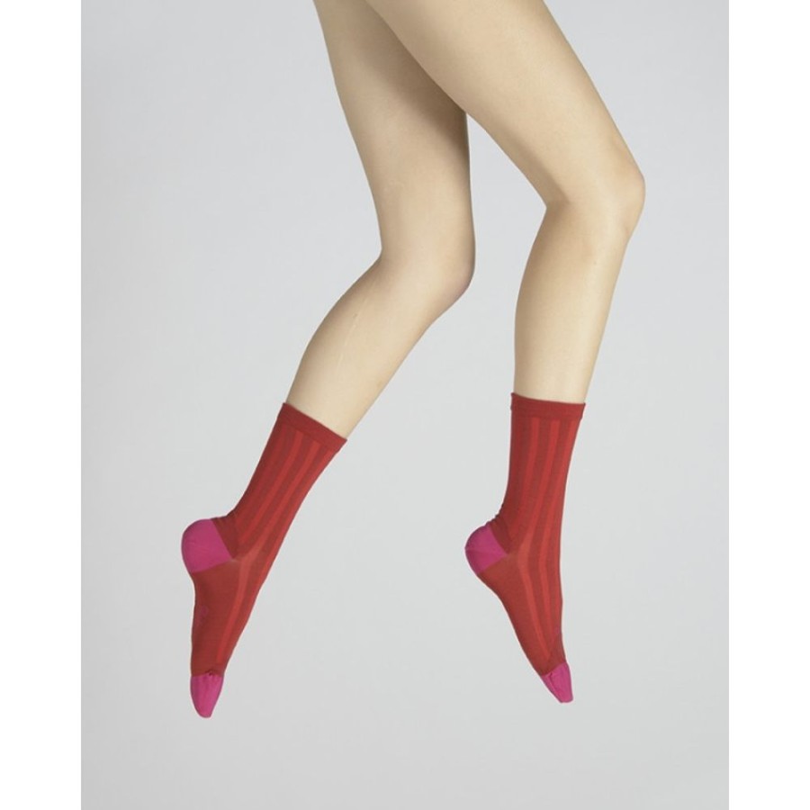 Femme BERTHE AUX GRANDS PIEDS Chaussettes | Chaussettes En Soie Rouge